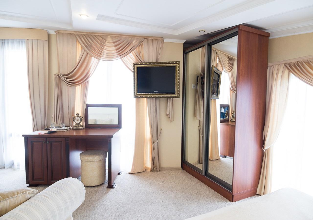 Villa Venezia Odessa Buitenkant foto