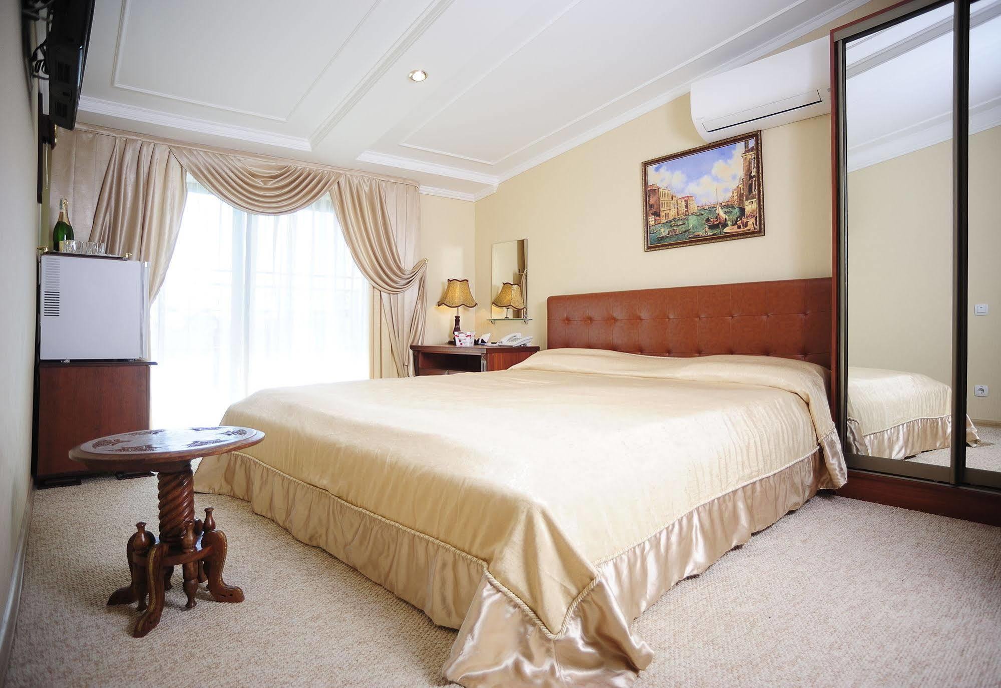 Villa Venezia Odessa Buitenkant foto