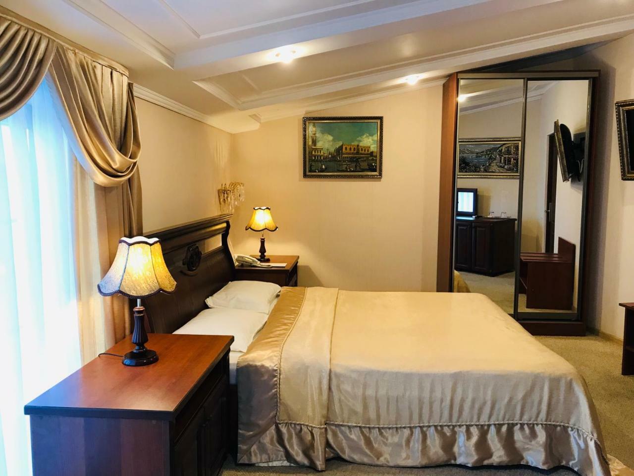 Villa Venezia Odessa Buitenkant foto